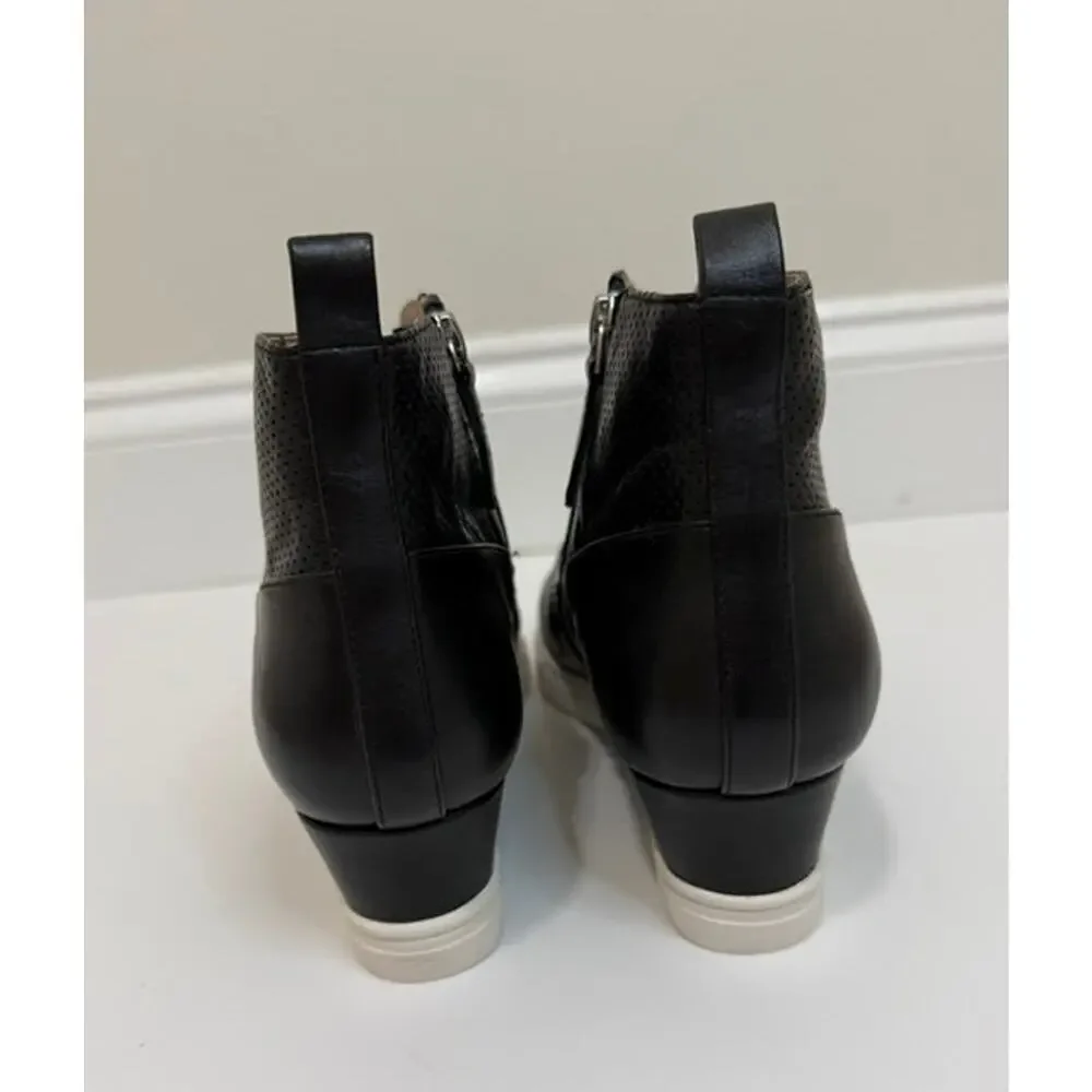 Linea Paolo Felicia Leather Wedge Booties – Black – Size 9.5 – NWOT